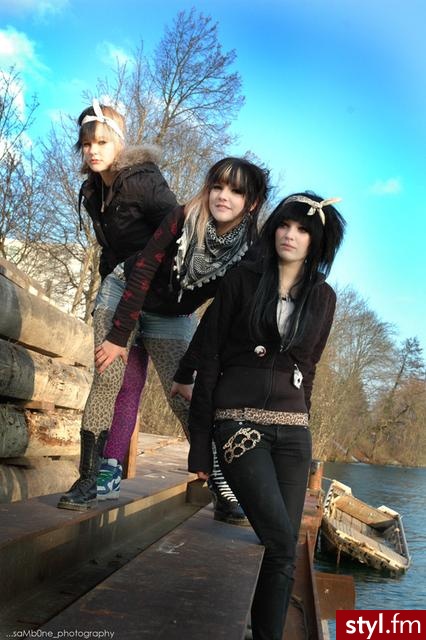 EMO Alternatywne Średnie Fryzury