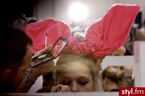 Nakrycia głowy Dodatki Moda