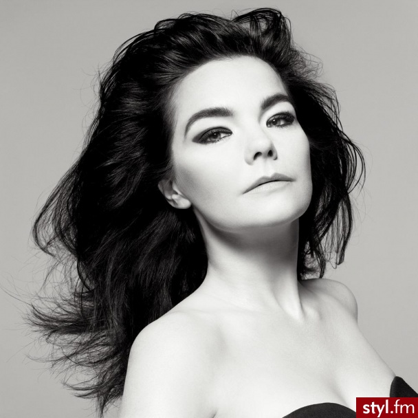 Björk Guðmundsdóttir. Ma 46 lat, a wygląda tak pięknie. ♥ - Długie Fryzury