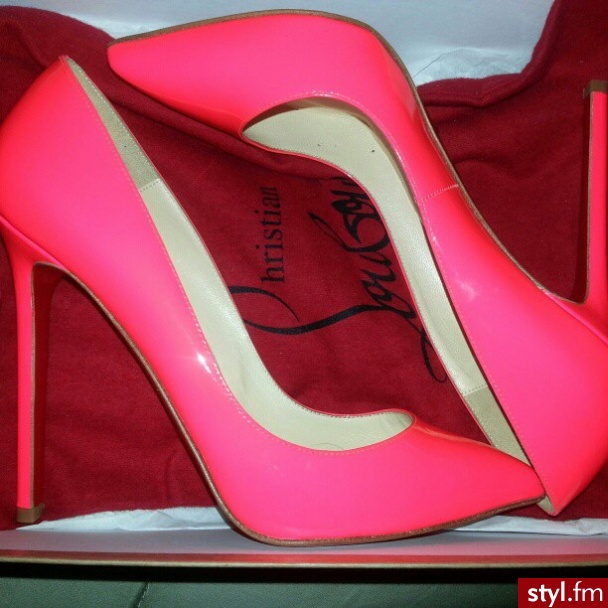 Szpilki Buty Moda