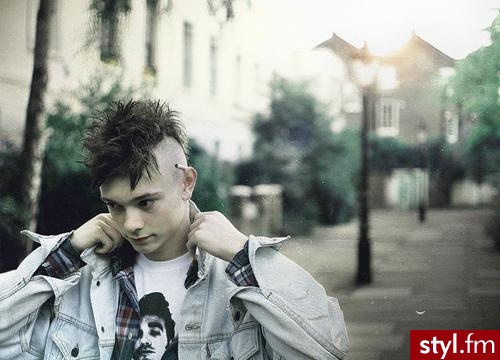 Punk Rock Alternatywne Średnie Fryzury