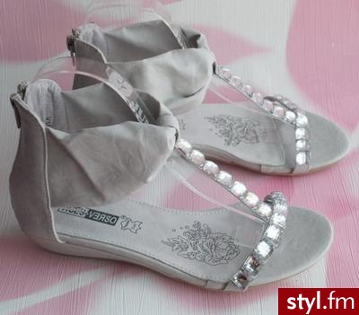 Pozostałe Buty Moda