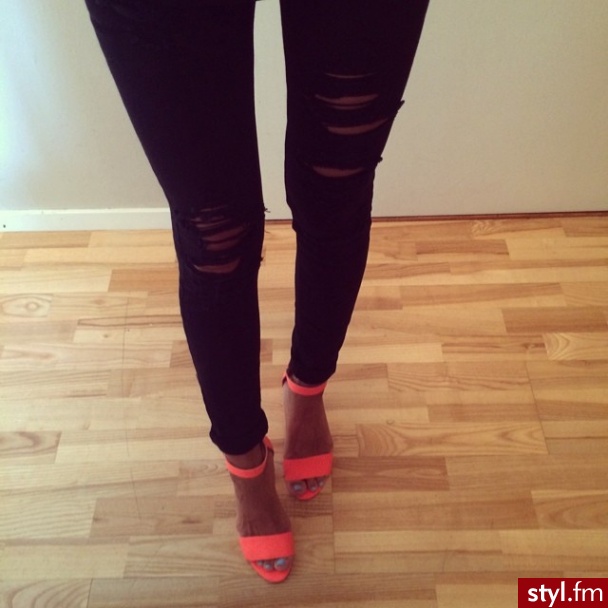 Jeansy Spodnie Moda