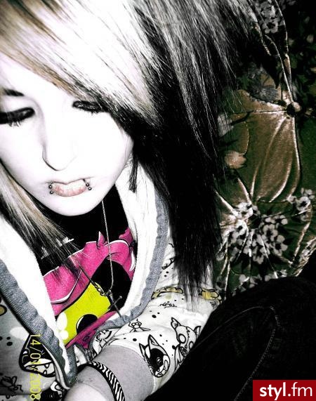 EMO Alternatywne Średnie Fryzury