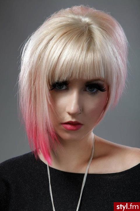 Blond Rozpuszczone Proste z grzywką Na co dzień Krótkie Fryzury