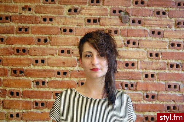 Średnie Fryzury