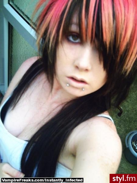 EMO Alternatywne Średnie Fryzury