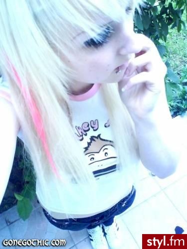 EMO Alternatywne Średnie Fryzury
