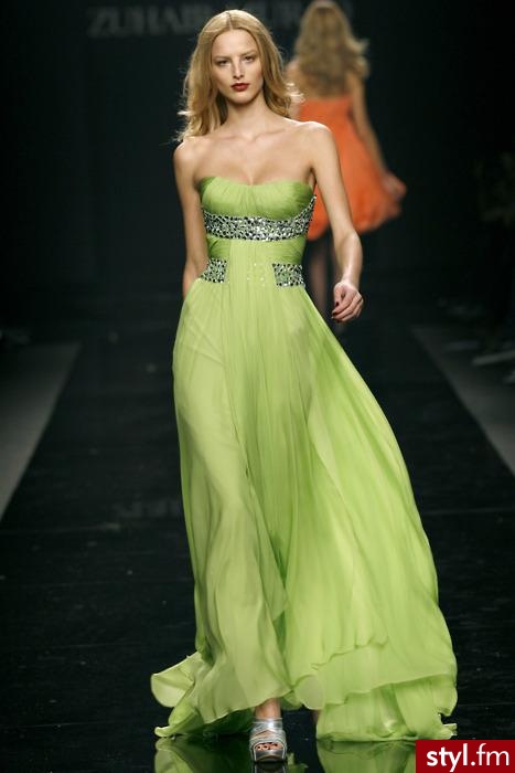 Sukienki Moda