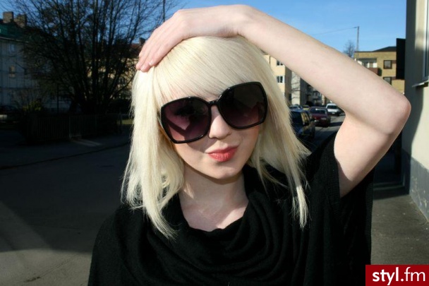 Średnie Fryzury