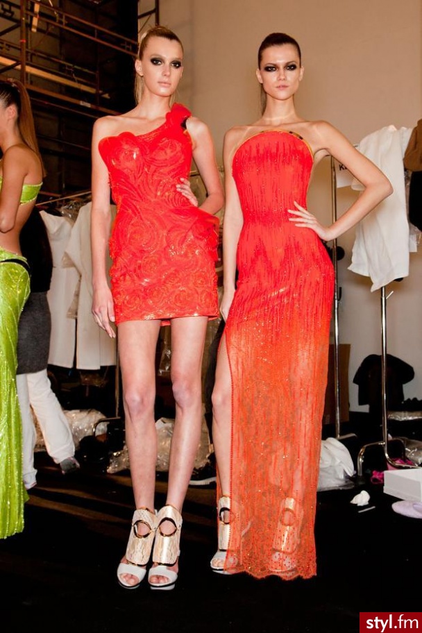 Sukienki Moda