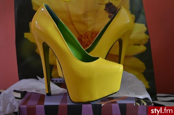 Szpilki Buty Moda