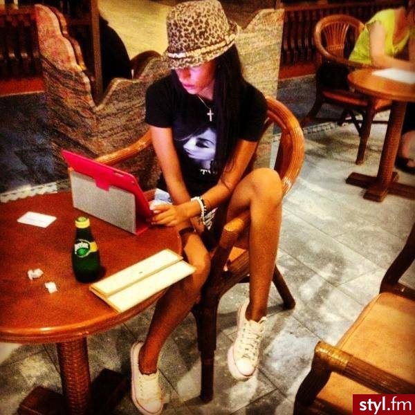 Corina Măă - Moda uliczna Inne Moda