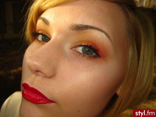 inspiracja. Lips:
MAC Brick Lip Liner
MAC Rockocco (DC)
MAC Pinkarat - Makijaże