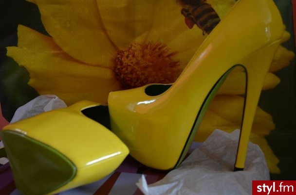 Szpilki Buty Moda