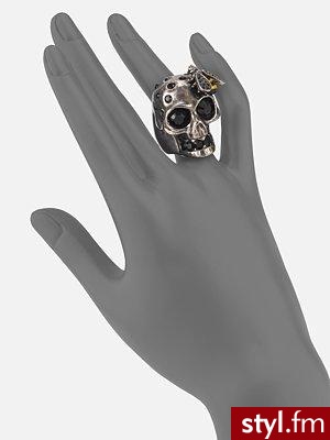 pierścionek. $280.00 Alexander McQueen
Jeżeli już jest proszę o link - Pozostałe Dodatki Moda