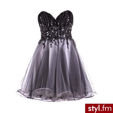 Sukienki Moda