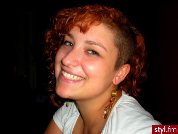Średnie Fryzury