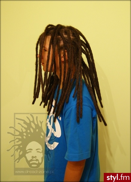 Dredy http://www.dread-zone.p - Dredy Alternatywne Długie Męskie Fryzury