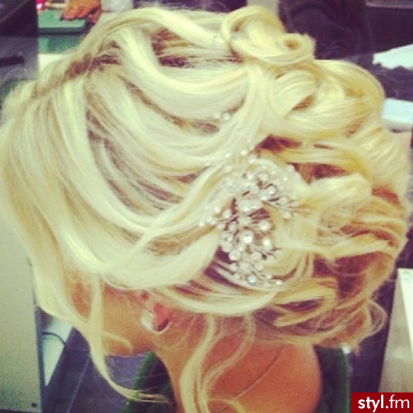 Blond Upięcie Kręcone Ślubne Długie Fryzury