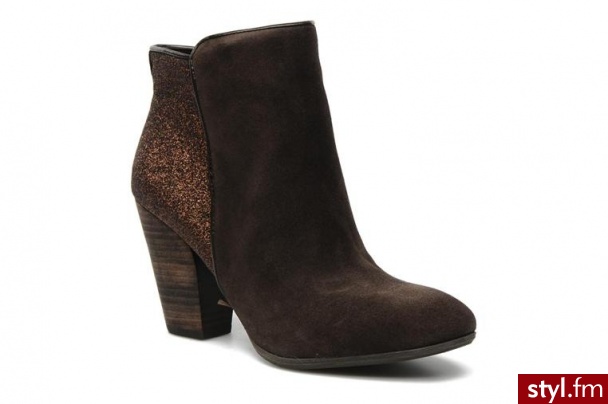 Guess PÓŁBUTY I BOTKI CARDIO BY GUESS (Brązowy) - Botki Buty Moda