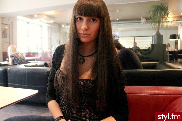 Brązowe Rozpuszczone Proste z grzywką Na co dzień Krótkie Fryzury