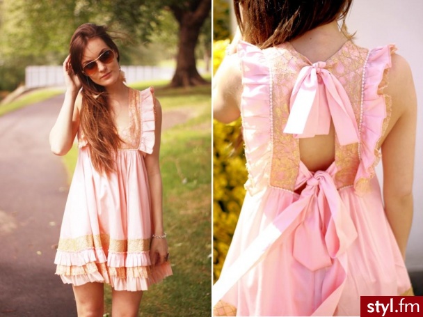 Sukienki Moda