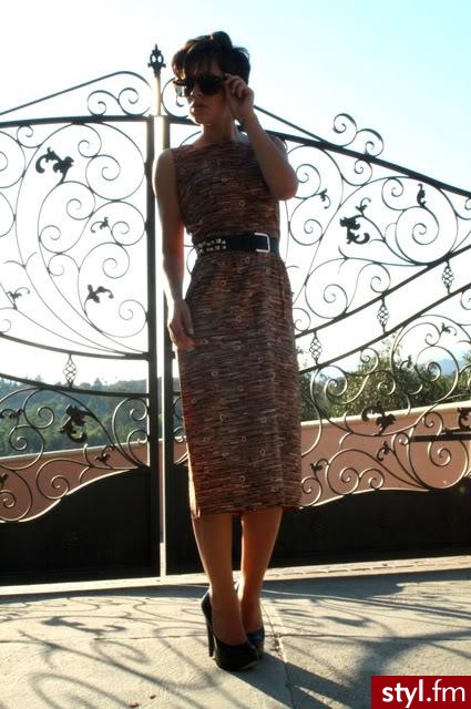Jeżeli zdjęcie znajduje się już w galerii poproszę o link - Moda uliczna Inne Moda