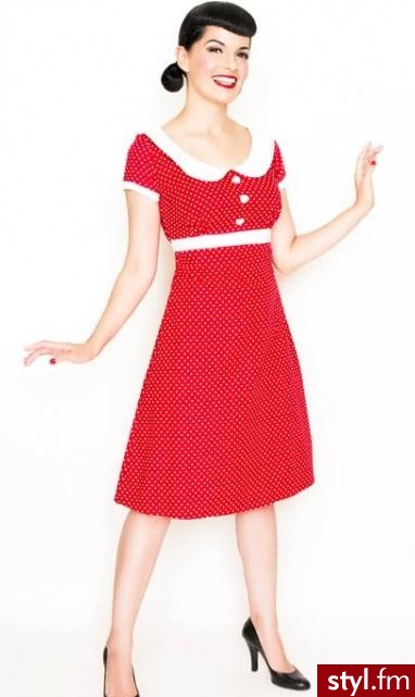 Sukienki Moda