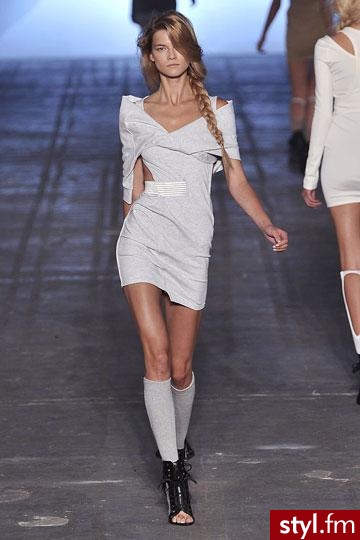 Jeżeli zdjęcie znajduje się już w galerii poproszę o link - Pozostałe Ciuchy Moda