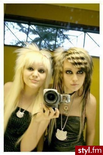 EMO Alternatywne Średnie Fryzury