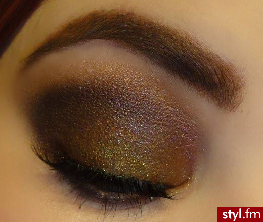 makijaż. Eyes
NARS
-Galapagos
-Nepal
MAC
-My Dark Magic (The purpler one) - Makijaże