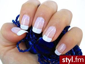 francuski manicure - Paznokcie