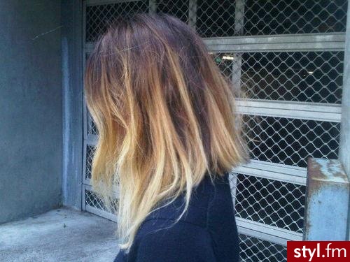 Blond Rozpuszczone Proste Na co dzień Średnie Fryzury