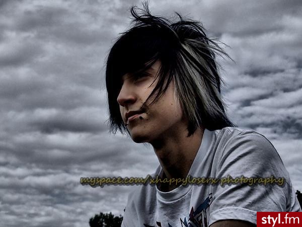happyloser - EMO Alternatywne Średnie Fryzury