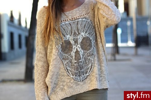 Swetry Ciuchy Moda