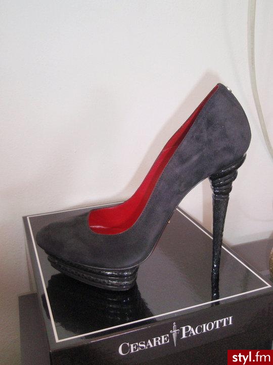 Pozostałe Buty Moda