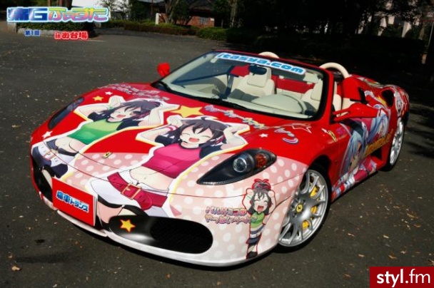 Zdjęcia zostały zrobione na imprezach zwanych "Itasha". - Misz-masz