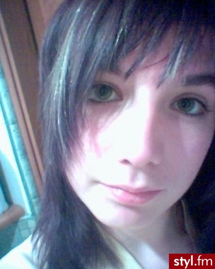 Średnie Fryzury