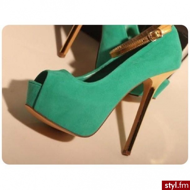 Szpilki Buty Moda