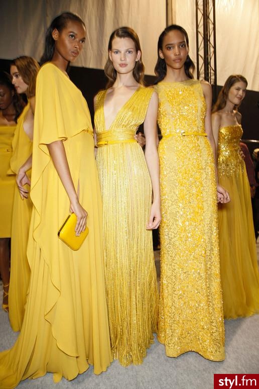 Sukienki Moda