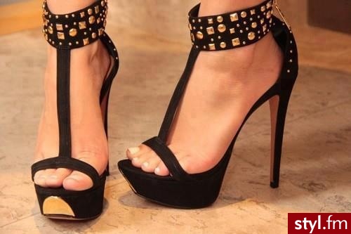 Szpilki Buty Moda