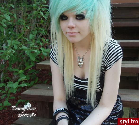 EMO Alternatywne Średnie Fryzury