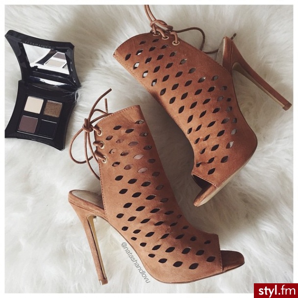 Szpilki Buty Moda