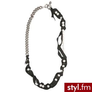 LANVIN - LONG PEARL NECKLACE - Polyvore. Pobrano ze strony: http://www.polyvore.com/lanvin_long_pearl_necklace/thing?id=19514173 - Pozostałe Dodatki Moda