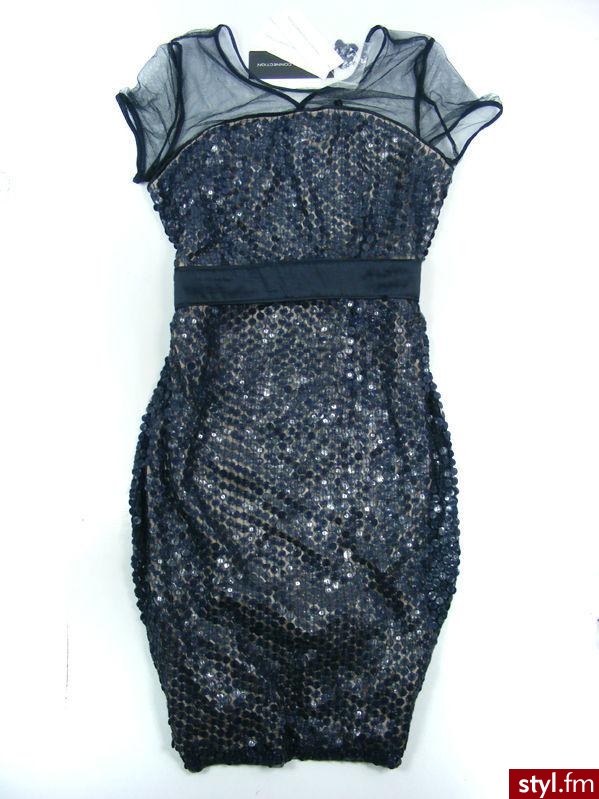 Sukienki Moda