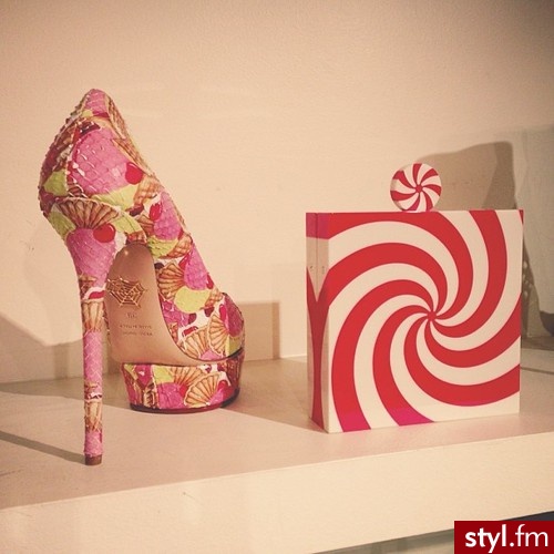 Szpilki Buty Moda