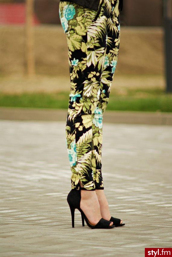 Materiałowe Spodnie Moda