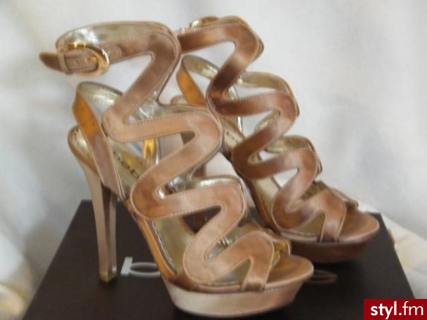 Pozostałe Buty Moda
