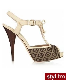 buty. Fendi 
Jeżeli już jest proszę o link - Pozostałe Buty Moda
